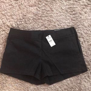 Express Shorts - Black - Size 2